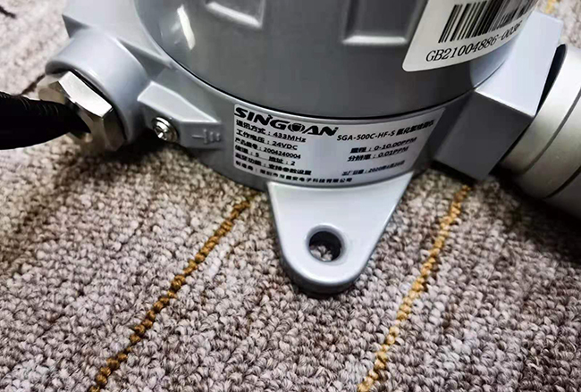 ߾߷