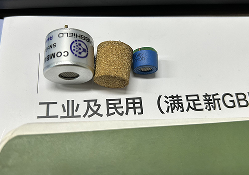 ȼ崫